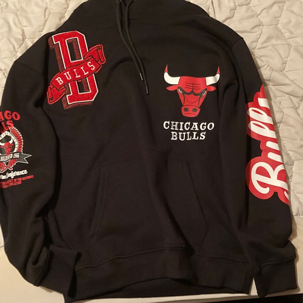 Ultra Game Chicago Bulls Black Hoodie size:M